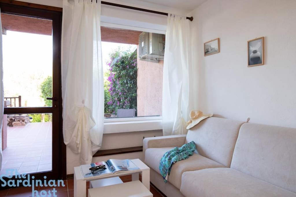 Porto Rotondo- Pool And Apartment